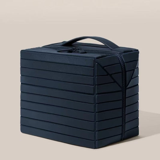 Meet The Vanity Case - The Original