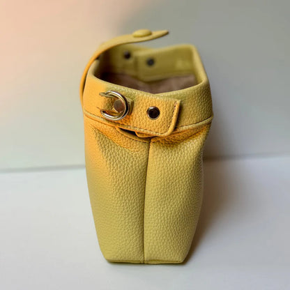 Lichi Kiss-Lock Pouch