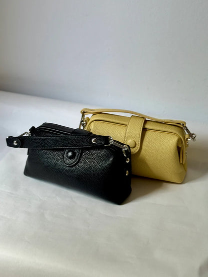Lichi Kiss-Lock Pouch