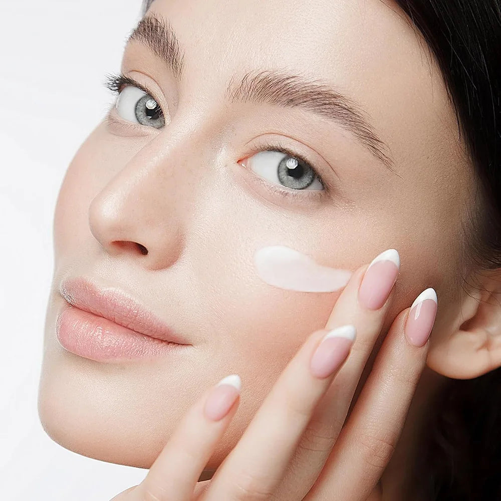 Eternal Radiance 4-in-1 Foundation