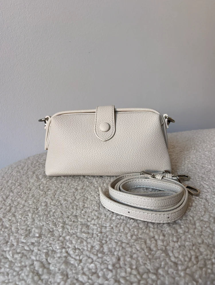 Lichi Kiss-Lock Pouch