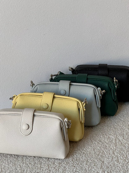 Lichi Kiss-Lock Pouch